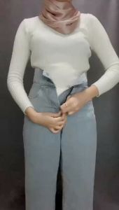 Celana Jeans Kulot Wanita: Model Tali Silang Style Korea