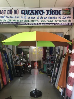 Dù che ngoài trời đk .2.4m.chưa bao gồm chân đế