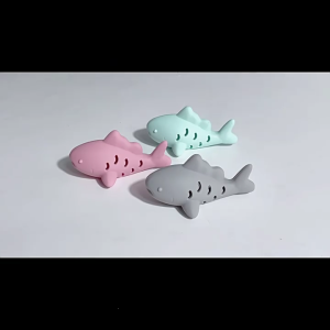 สัญชาตญาณของเล่นจำลองล่าแมวซิลิโคนเคี้ยวปลาเครื่องจ่ายยากระตุ้นการออกกำลังกายป้องกันโรคอ้วนเบื่อ