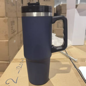 แก้วเก็บความเย็น 40oz สแตนเลส304 เก็บเก็บความเย็น แก้วเยติ มีหูจับ มีหลอดดูด ยกดื่มได้ ดีไซน์สวยสแตนเลสแท้มีหลอดดูดน้ำให้ T01264