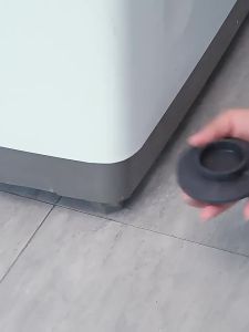 1PC แผ่นรองพื้นน้ำยาซักผ้า กันลื่น ดูดซับแรงกระแทก แผ่นยางกันความชื้น ลูกกลิ้งหยัก แผ่นรองฝ่าเท้า G2713