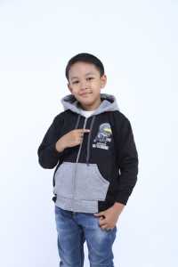 Jaket Hoodie Anak Laki-Laki: Pilihan Jaket Berkualitas Tinggi untuk Usia 6 Tahun