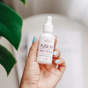 ฟิวชั่นหน้าเด็ก 30ml - ผิวเรียบเนียน กระจ่างใส คุมมัน ผิวหน้าเต่ง ลดเลือนริ้วรอย PL Skincare