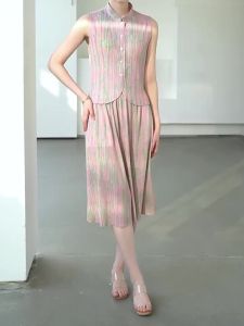 Miyake High-End Pleated Fashion Print T-shirt & Skirt