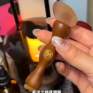 2 In 1 Sandalwood Horn Lotus Facial Massager Massage Comb Meridian Acupressure Stick Face Neck Beauty Tool