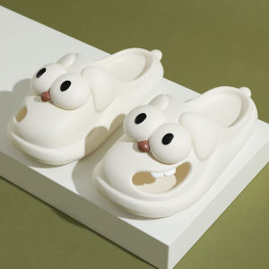 QXshop พร้อมส่งในไทย รองเท้าเเฟชั่น  รองเท้าเเตะเเบบสวม  ดีเทลการ์ตูนน้องหมาตาโต น่ารักมาก สายเเฟชั่นห้ามพลาด  เกือบรายละเอียดได้น่ารักรีบ