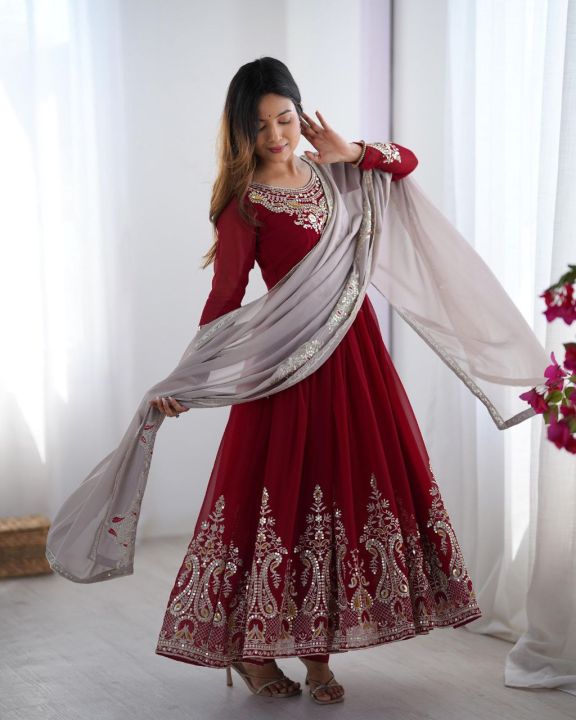 anarkali%20kurti%20with%20duppata%20-%20Image%207