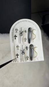 【HANDMADE+Free Glue】Long Stiletto Press on Nails Dark silver beads cats eye diamonds Chrome heart cross dark wind spider Artificial Nail Phototherapy Fake Nail Patch Nails Reusable