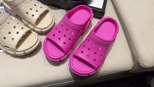 WomenS Thick-Soled Perforated Sandals For Summer Height-Increasing Casual Soft-Soled Beach Flip-Flops