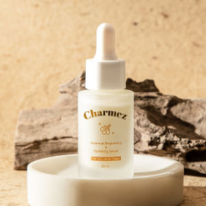 เซรั่มนมผึ้ง ไฮยา จากญี่ปุ่น 20 ml. Charmez Hya Serum ผิวเรียบ กระชับ ใน 14 วัน  เซรั่มบำรุงหน้า ลดฝ้า กระ รอยสิว จุดด่างดำ ลดรอยดำ รอยแดง