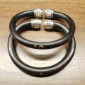 6.5mm Vòng VINE cặp đôi bọc charm khắc OM màu đen, gỗ Kê huyết đằng nhẹ, không thấm nước. Phong cách cổ điển.. 