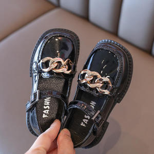 Sepatu anak perempua docmart rantai cocok untuk si kecil fashionsepatu antik imut cakep