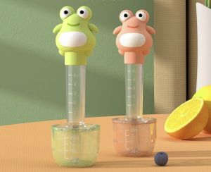 Ống bón sữa/ t.h.u.ố.c kèm hộp hình ếch. Dụng cụ bón t.h.u.ố.c/ sữa cho bé ss cao cấp