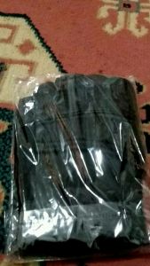 Sarung Tangan Kulit.