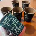 P2 JOLIE/ISI 50PCS/Paper Cup Kraf/ Gelas Kopi Tahan Panas /Nesto 8 oz/Kraft Coklat Motif Random/(gelas + tutup) atau (gelas saja). 