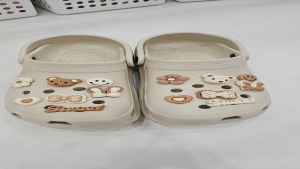 Charm sticker 3D jibbitz gắn dép sục mẫu A44