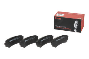 TOYOTA LAND CRUISER LX470 CYGNUS UZJ100 FRONT (DEPAN) & REAR (BELAKANG) BREMBO BRAKE PAD 100% ORIGINAL AUTHENTIC PRODUCT (PRICE FOR 4 PCS)