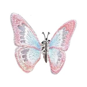 Realistic Flapping Butterfly Car Accessory Wind Powered Motion Dashboard Decoration Shatterproof Suitable For Vehicles