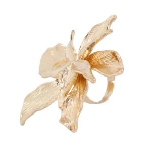 Multipurpose Adjustable Five Petal Flower Rings Decoration for Trendy Women with Elegant Gold and Silver Finish