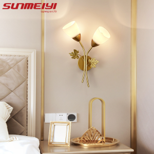 SUMEIYI Retro LED Wall Lamp Crystal Glass Flower Bedside Lamp Modern Wall Lamp Living Room Corridor Bedroom E27 3 Years Warranty