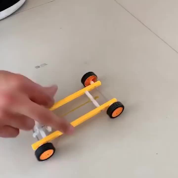 GIFTED EDUCATION Rubber Band Pull Back Car Vehicle DIY Materials Kit