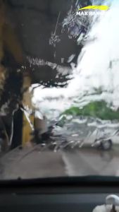 ^ น้ำยาที่ปัดน้ำฝน max ranger สำหรับเติมผสมในรถยนต์  ( GL CLEANER ) ขนาด150 ml วันหยุดเทศกาล