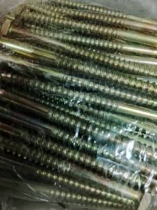 สกรูปล่อยขันกระเบื้อง 3.5" (แพ็คละ100ตัว) (สินค้าลดราคาล้างสต้อค)