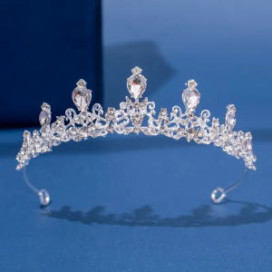Exquisite Princess Kids Crown Necklace Earrings Alloy Crystal Tiara Headdress Girls Jewelry Set For Birthday Prom Party Wedding Decors Gift Photography Props Stage Performance Accessories