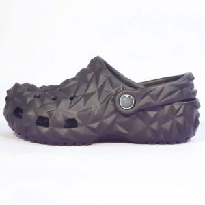 [Free Shipping] KajiaS In-Stock Classic Fashion Trendy Versatile Lightweight Non-Slip MenS And WomenS Clogs Beach Outdoor Slippers