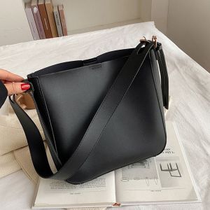Sling Bag for Woman Fashion Shoulder Bag Trendy Bucket Bag Wide Shoulder Strap Bag with Free Pouch