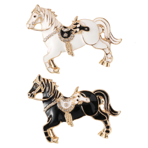 Versatile Horse Brooch Secure Closure Lapel Pin Design Ergonomic Wear For Party Office or Daily Use