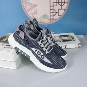 Korean version of the new mens casual sports shoes flying woven rubber soft-soled outdoor shoes