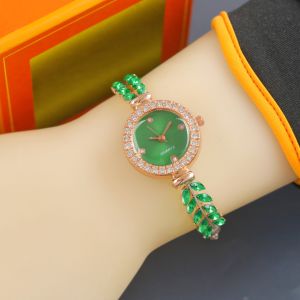 Jam Tangan Wanita Analog Strap Gelang