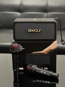 ลำโพงบลูทูธ รุ่น M3 ฟรีไมค์ลอย2ตัว รองรับAUX TF USB บอก%แบตเตอรี่ เสียงดี เพิ่ม-ลดเสียงได้ สามารถเชื่อมได้2ตู้ ลำโพงพร้อมไมค์ร้องเพลง