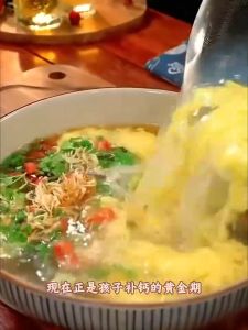 10小包Bags/袋Packet Instant Seaweeds Soup 即食冲泡紫菜汤 鲜虾鱼板紫菜汤 Fish Cake Seaweed Soup/松茸紫菜虾皮汤 Matsutake Seaweed Shrimp Soup Bag