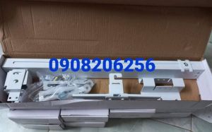 Giá treo máy chiếu đa năng co giãn 60cm ra 110cm