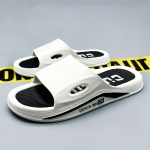 Men Baotou beach drift non-slip sandals outdoor can wade breathable fashionable men lazy shoe network