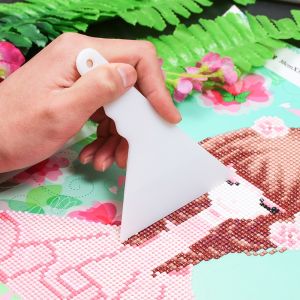 [HCM] Bộ tranh đính đá họa tiết CÔ GÁI tự làm rèn luyện tính kiên trì Bộ tranh gắn đá 5D DIY nhiều mẫu( kèm khung hậu)