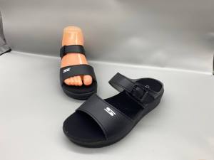 ✨Ready Stock✨ Women Kasut Kiri Kanan Sandal Suede Block Mid Sandal