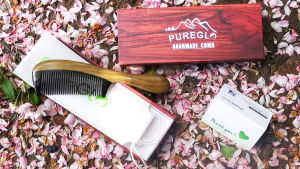 PureGLO No Static Detangling Fine Tooth Buffalo Horn Wooden Hair Comb Gift for Men Women and Kids with Gift Box