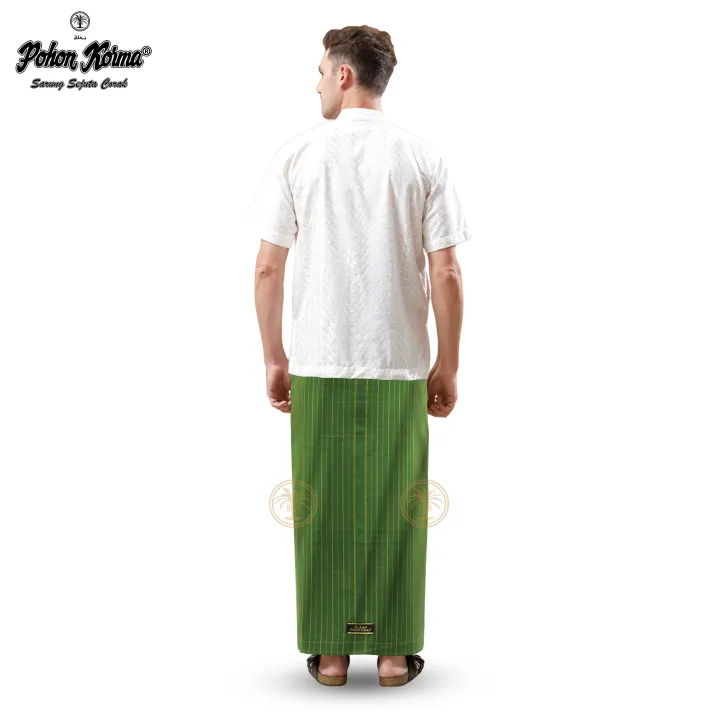 Sarung%20Pohon%20Korma%20Classic%20Motif%20Salur%20Hijau%20-%20Image%202