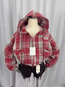 Áo Sơ Mi Sọc Caro Nỉ Mềm Mịn Dây Kéo Cổ Cao Nón Trùm Có 2 Túi Trước Logo Thêu Size LXl