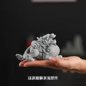 [Yuanyi] 青砂石貔貅摆件 中式茶宠摆件 镇宅貔貅 家居办公室桌面瑞兽 创意 客厅 招财 石雕 貔貅 Sandstone Pixiu Decoration