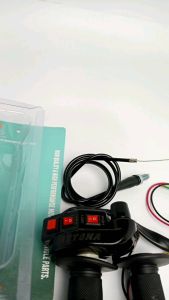 Ar333 handgrip gas spontan tombol tiga 3 murah kabel universal bisa di motor Honda kawasaki suzuki yamaha