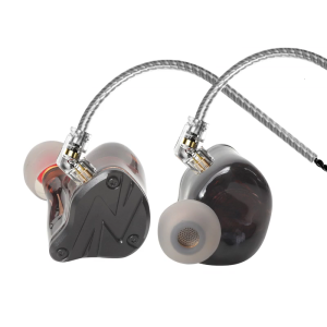 High Resolution Earphones 10mm Dynamic Driver 4 Balanced Armatures Resin Housing