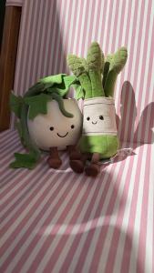 Hàng hot có sẵn từ Anh jellycat Sản phẩm mới: Chậu cây cẩm tú cầu thú vị cây thường xuân thú nhồi bông búp bê đồ chơi.