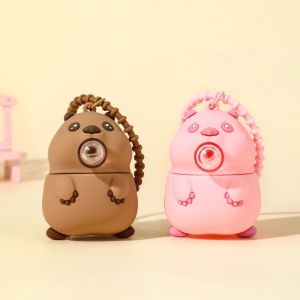 GDRGHJN การ์ตูนลายการ์ตูน พวงกุญแจแบบบีบได้ Capybara คาลิปบาร่า น้ำตาลชมพู จี้คาลิปบาร่า ตลกๆ สร้างสรรค์และสร้างสรรค์ พวงกุญแจ capybara หยิก ของขวัญวันเกิดเด็ก