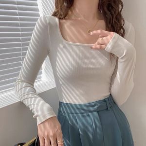 Áo thun trơn dài tay cổ vuông vải thun dáng ôm body thời trang hot trend 2022 dễ mặc dễ mix đồ