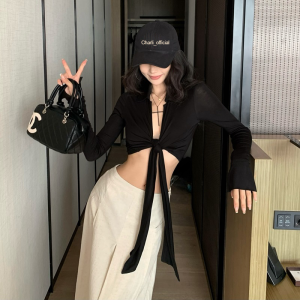 Áo thun dài tay cổ polo phong cách Hàn Quốc crop top chống nắng gợi cảm mùa thu