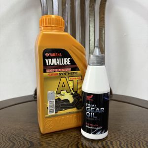 YAMALUBE Minyak Enjin Scooter 4AT 10W40 Semi Synthetic AT 10W40 0.8Litre dengan Gear Oil YAMALUBE 100ml/150ml & Honda Gear Oil 120ml untuk Motor Scooter